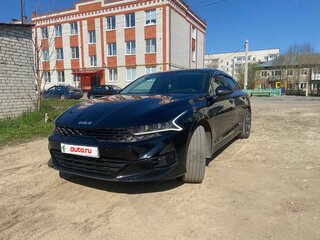 2021 Kia K5 III, чёрный, 2770000 рублей, вид 1