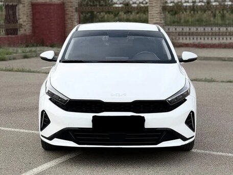 2023 Kia K3 II (China Market) Рестайлинг, белый, 1860000 рублей, вид 1