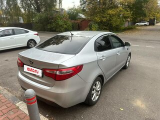 2014 Kia Rio 6-speed III, серебристый, 650000 рублей, вид 5