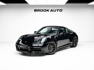 2022 Porsche 911 Targa 4 GTS VIII (992), чёрный, 21490000 рублей, вид 2