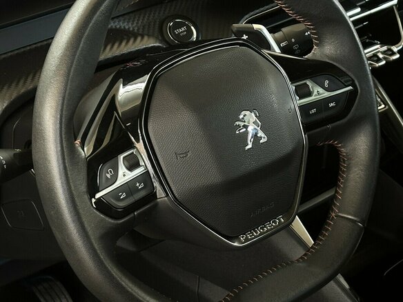 2023 Peugeot 2008 II, оранжевый, 2299000 рублей - вид 11