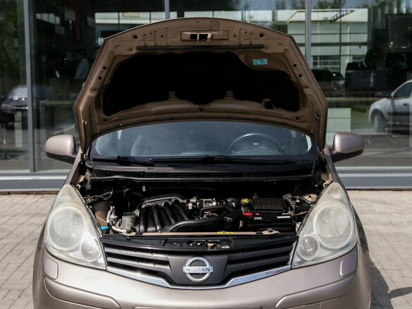 2010 Nissan Note I Рестайлинг, коричневый - вид 24