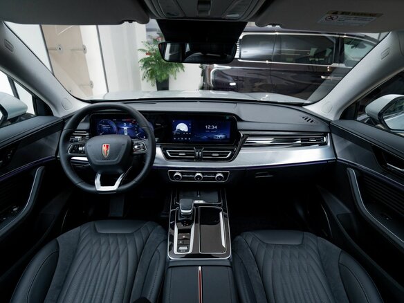 2025 Hongqi HS5 I Рестайлинг, чёрный - вид 8