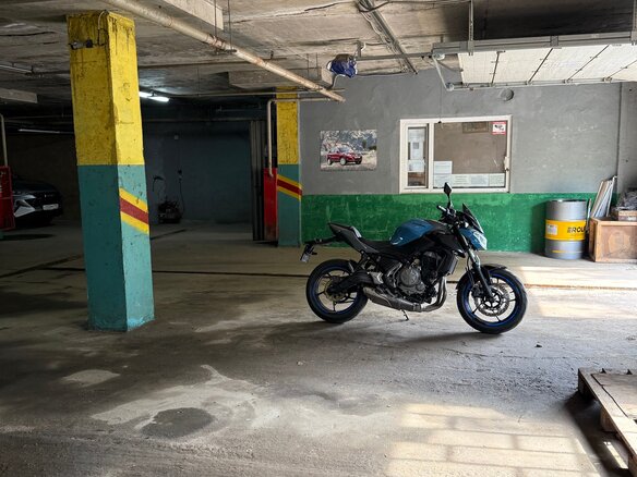 2018 Kawasaki Z 650, синий - вид 5