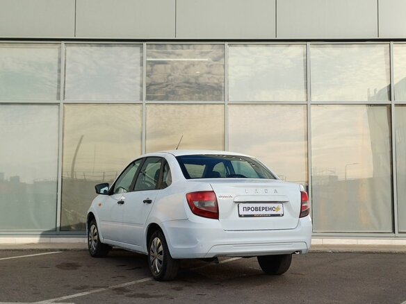 2019 Lada (ВАЗ) Granta I Рестайлинг, белый, 369000 рублей - вид 4