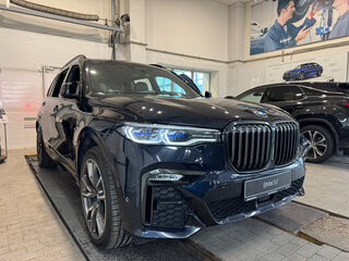 2021 BMW X7 M50i I (G07), синий, 9000000 рублей, вид 1