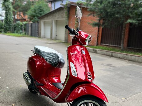 2021 Vespa Sprint, красный, 435000 рублей, вид 4