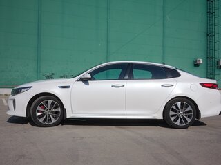 2017 Kia Optima IV, белый, 1690000 рублей, вид 5