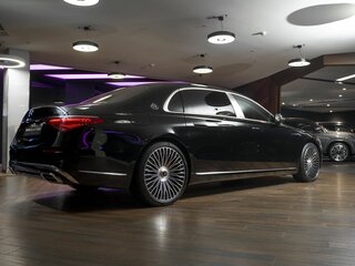 2023 Mercedes-Benz Maybach S-Класс 580 II (Z223), чёрный, 30000000 рублей, вид 5