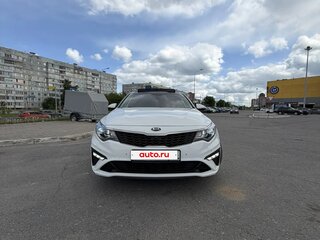 2019 Kia Optima IV Рестайлинг, белый, 2100000 рублей, вид 5