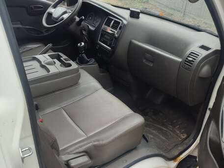 2013 Hyundai Porter II, белый, 700000 рублей, вид 3