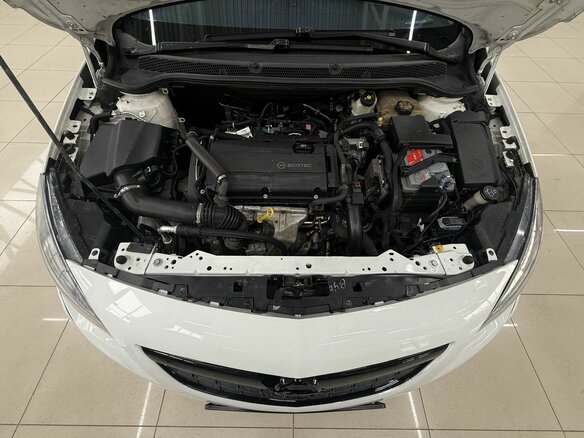 2011 Opel Astra J, белый, 615000 рублей - вид 17