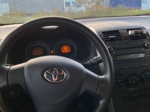 2008 Toyota Corolla X (E140, E150), серебристый, 600000 рублей - вид 8