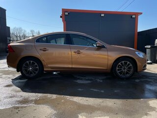 2011 Volvo S60 II, оранжевый, 750000 рублей, вид 5