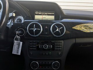2014 Mercedes-Benz GLK-Класс 300 I (X204) Рестайлинг, белый, 1990000 рублей, вид 3