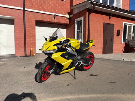 2021 Aprilia RS 660, зелёный, 1250000 рублей, вид 2