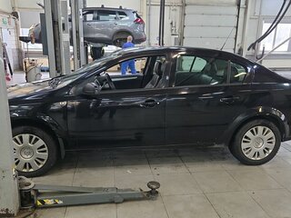 2011 Opel Astra H Рестайлинг, чёрный, 595000 рублей, вид 5