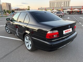 2001 BMW 5 серии 520i IV (E39) Рестайлинг, чёрный, 900000 рублей, вид 4