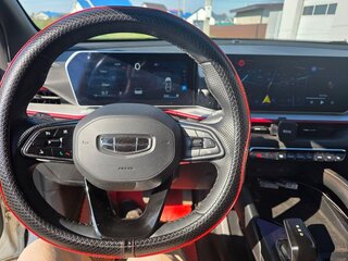 2024 Geely Coolray I Рестайлинг, белый, 1950000 рублей, вид 3