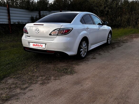 2011 Mazda 6 II (GH) Рестайлинг, белый - вид 3