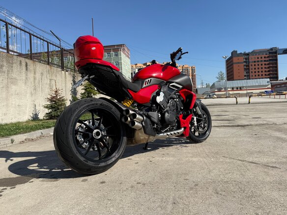 2023 Ducati Diavel V4, красный, 2999000 рублей - вид 6