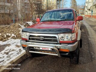 1997 Toyota Hilux Surf III, красный, 900000 рублей, вид 1