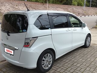2014 Honda Freed I Рестайлинг, белый, 1180000 рублей, вид 5