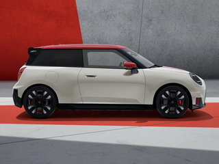 2025 Mini Hatch JCW Electric IV (F65/F66/J01), белый, 6390000 рублей, вид 4