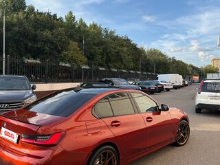 2019 BMW 3 серии 330i xDrive VII (G2x), красный, 3140000 рублей, вид 3