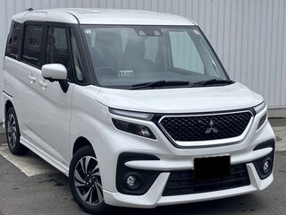 2023 Mitsubishi Delica D:2 Custom III, белый, 1186000 рублей, вид 3