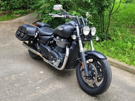 2011 Triumph Thunderbird Storm, чёрный, 717641 рублей, вид 1