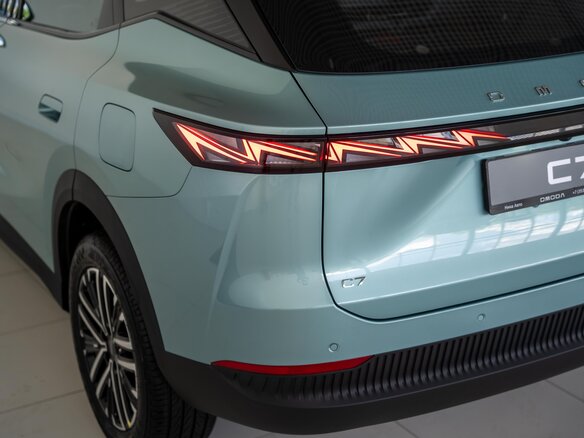 2026 Omoda C7, зелёный, 3499000 рублей - вид 28