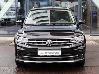 2021 Volkswagen Tiguan II Рестайлинг, чёрный, 3053000 рублей, вид 2