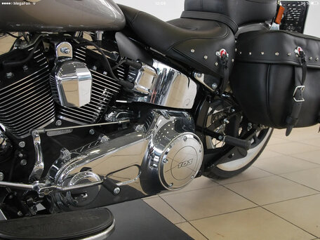 2015 Harley-Davidson Heritage, серый, 2400000 рублей, вид 3