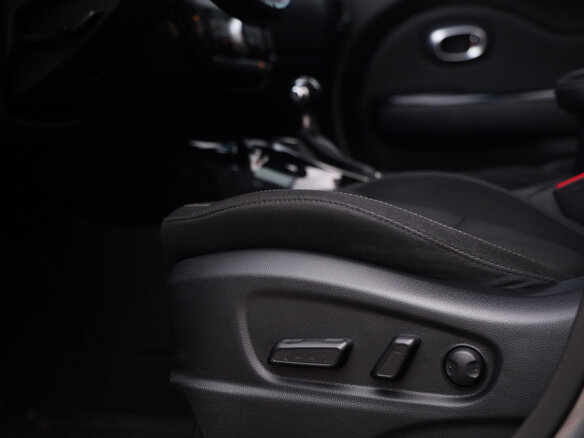 2018 Kia Soul II Рестайлинг, серебристый, 1332777 рублей - вид 23