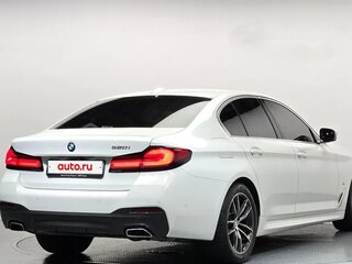 2023 BMW 5 серии 520i VII (G30/G31/G38) Рестайлинг, белый, 4900000 рублей, вид 3