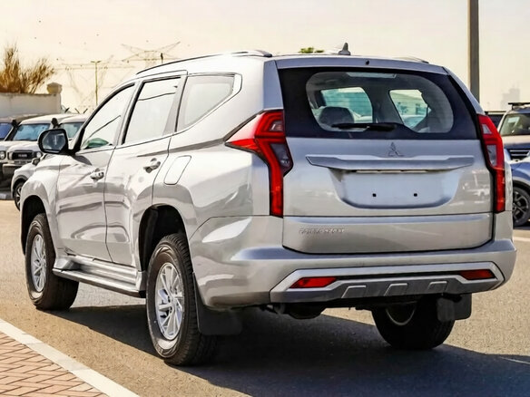 2023 Mitsubishi Pajero Sport III Рестайлинг, серебристый - вид 5