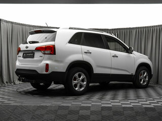 2014 Kia Sorento II Рестайлинг, белый, 1950000 рублей, вид 5