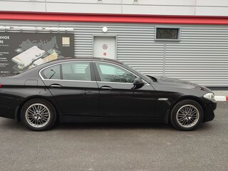 2012 BMW 5 серии 520i VI (F10/F11/F07), чёрный, 1850000 рублей, вид 5