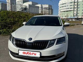 2018 Skoda Octavia III (A7) Рестайлинг, белый, 1790000 рублей, вид 2