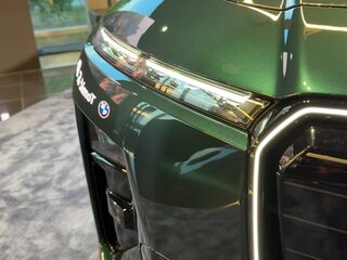 2026 BMW i7 60 xDrive I (G70) Рестайлинг, зелёный, 21500000 рублей, вид 2