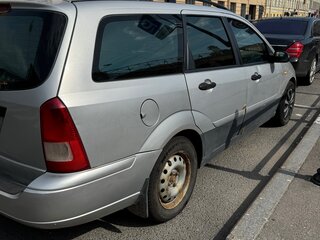 2000 Ford Focus I (North America), серебристый, 130000 рублей, вид 2