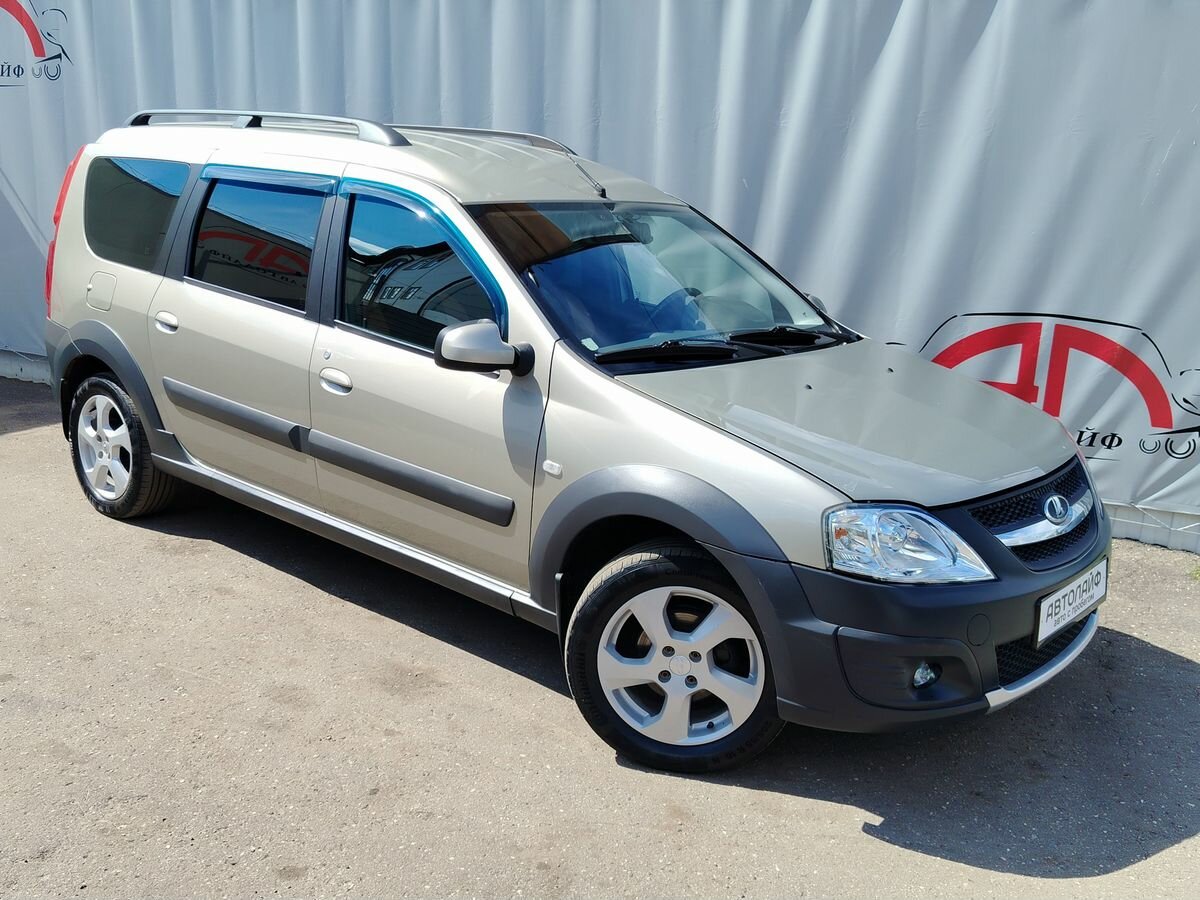Открыть фотографии: Lada (ВАЗ) Largus I