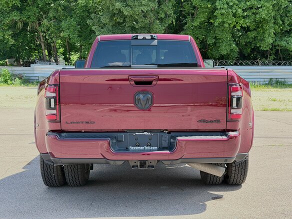 2023 RAM 3500, пурпурный, 16750000 рублей - вид 39