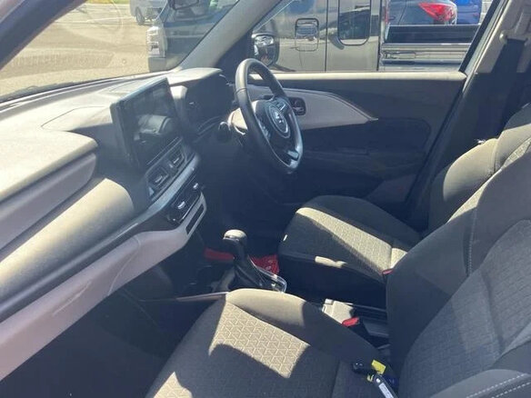 2023 Suzuki Swift VI, белый, 1100700 рублей - вид 15