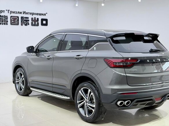 2022 Geely Coolray I, серый - вид 3