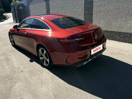 2017 Mercedes-Benz E-Класс 200 V (W213, S213, C238), красный, 4999000 рублей, вид 4