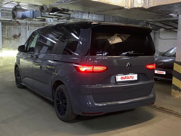 2022 Volkswagen Multivan T7, серый, 5850000 рублей - вид 17
