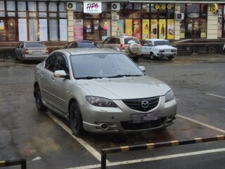 2006 Mazda 3 I (BK) Рестайлинг, бежевый, 330000 рублей, вид 3