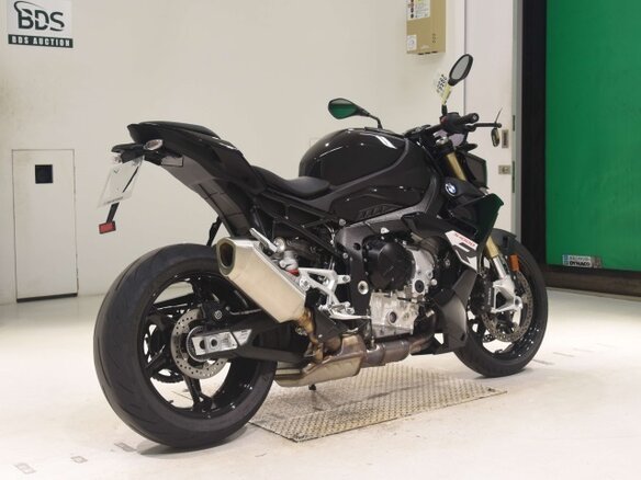 2025 BMW S 1000 R, чёрный - вид 4